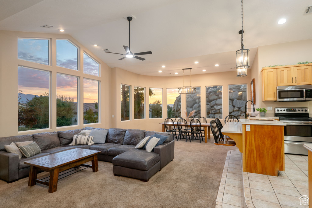 Photo 12 for MLS #2109387 at 181 W Mojave Heights Dr