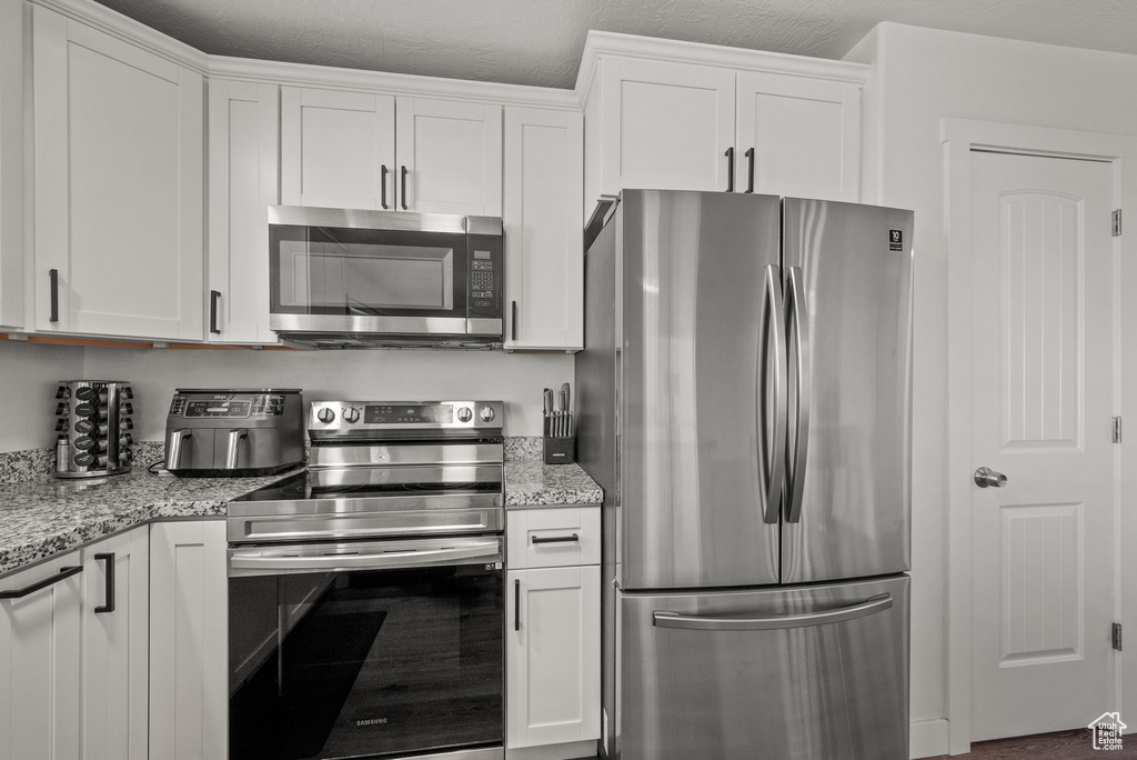 2085 E JORDAN WAY Eagle Mountain, UT 84005