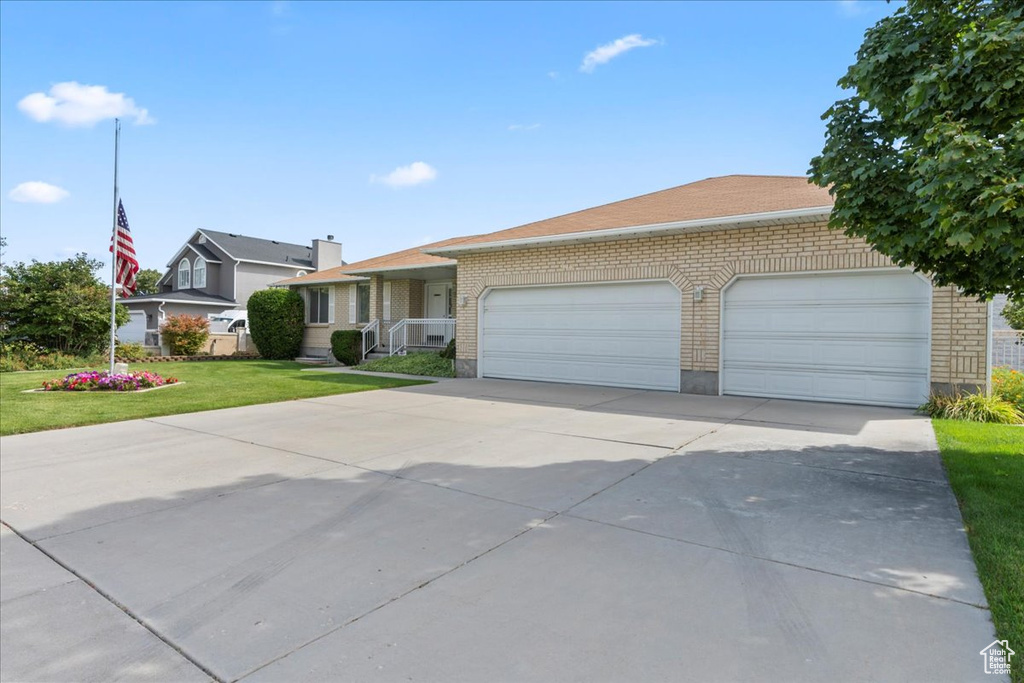 Photo 3 for MLS #2109411 at 9441 S Newkirk St