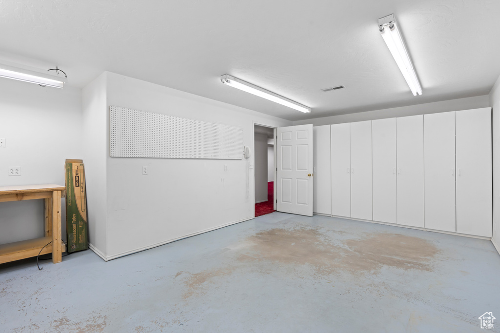 Photo 33 for MLS #2109411 at 9441 S Newkirk St