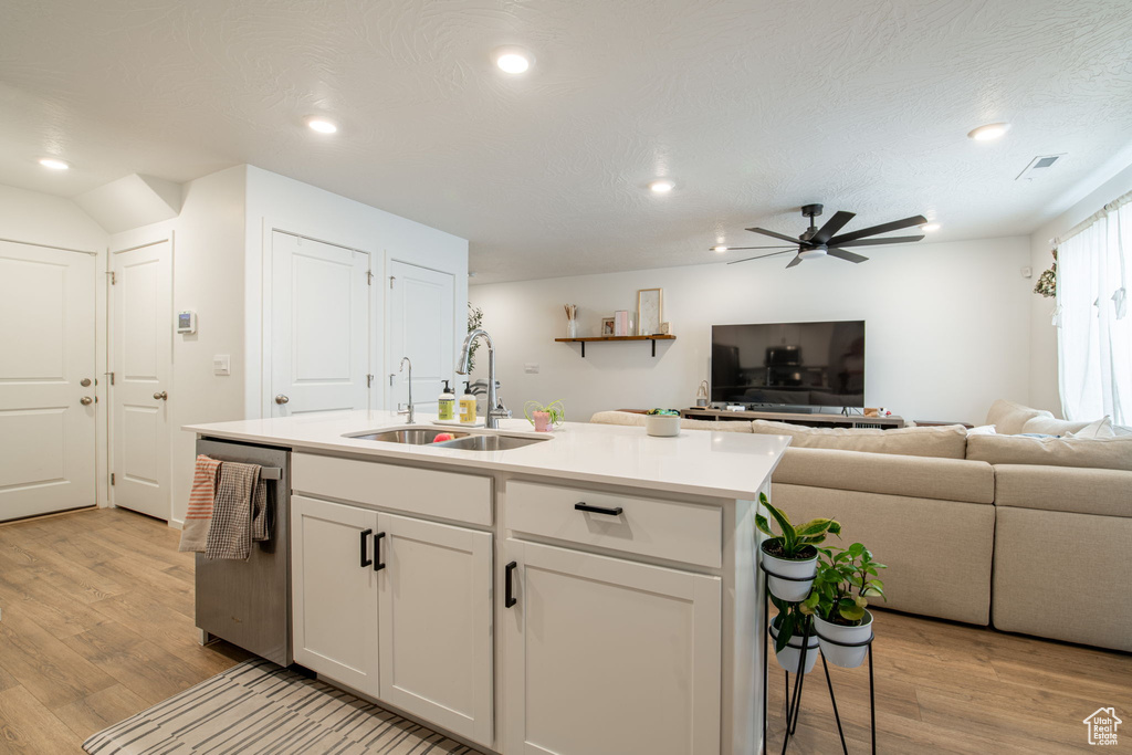 Photo 9 for MLS #2109412 at 1356 S Cleft Arch Ln