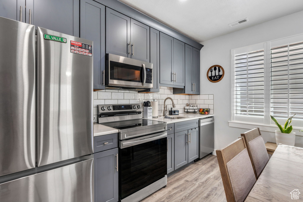 6923 W LONG RIDGE DR Herriman, UT 84096
