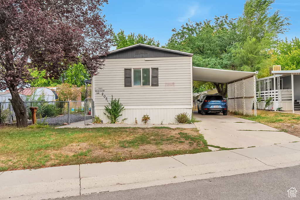 Photo 2 for MLS #2109437 at 11273 S Jordan Meadow Ln #205