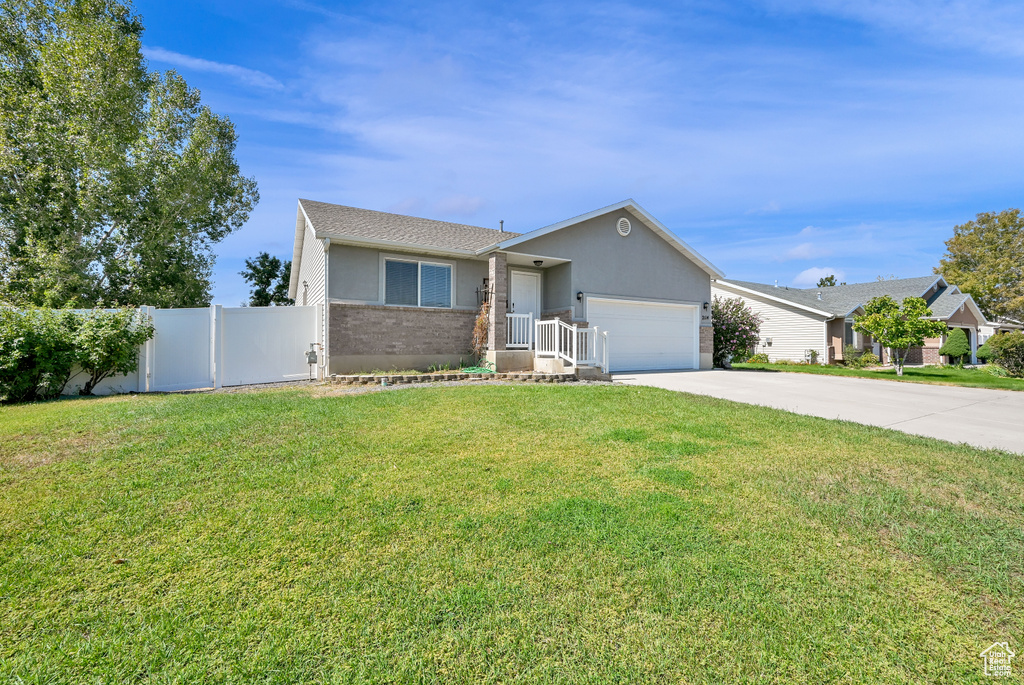 2114 S 825 E Clearfield, UT 84015