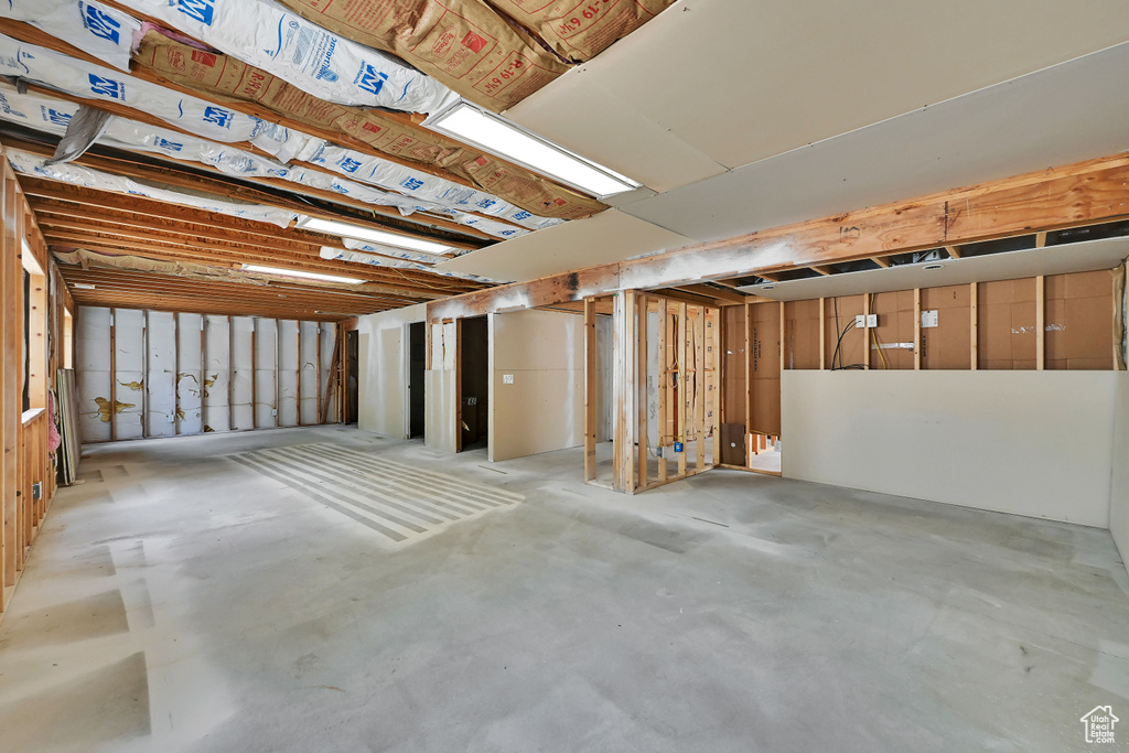 2114 S 825 E Clearfield, UT 84015