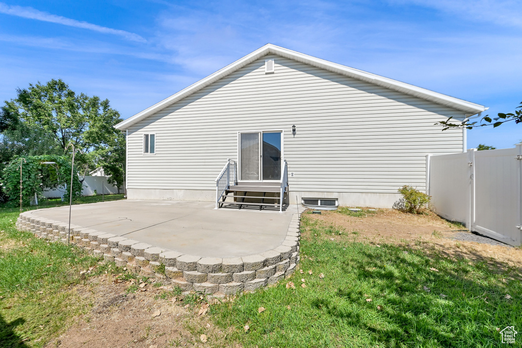 2114 S 825 E Clearfield, UT 84015