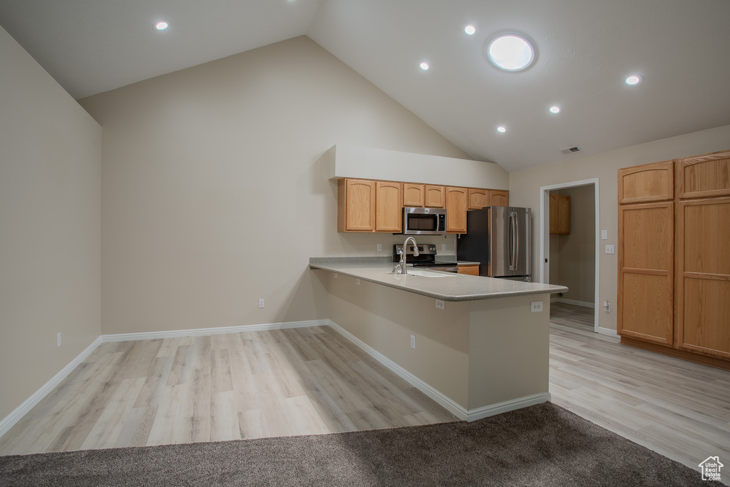Photo 10 for MLS #2109454 at 2097 W Jordan Villa Dr