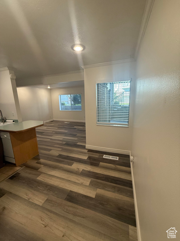 Photo 35 for MLS #2109455 at 1559 N Riverside Ave #4
