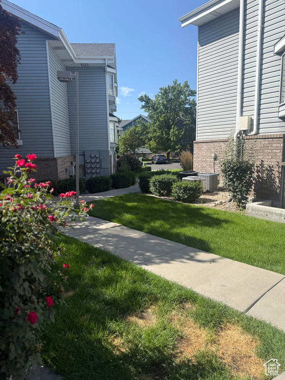 Photo 38 for MLS #2109455 at 1559 N Riverside Ave #4
