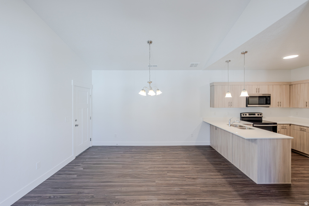 12779 S PINNACLE PEAK LN #G303 Herriman, UT 84096