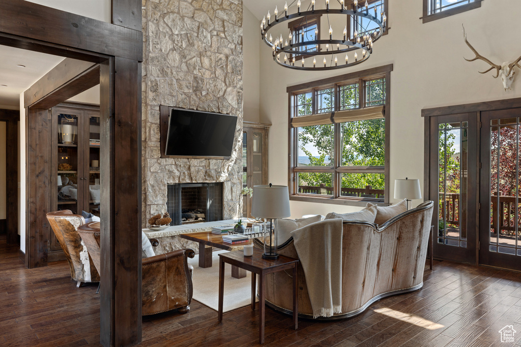 Photo 8 for MLS #2109457 at 3212 E Brokern Spear Trl