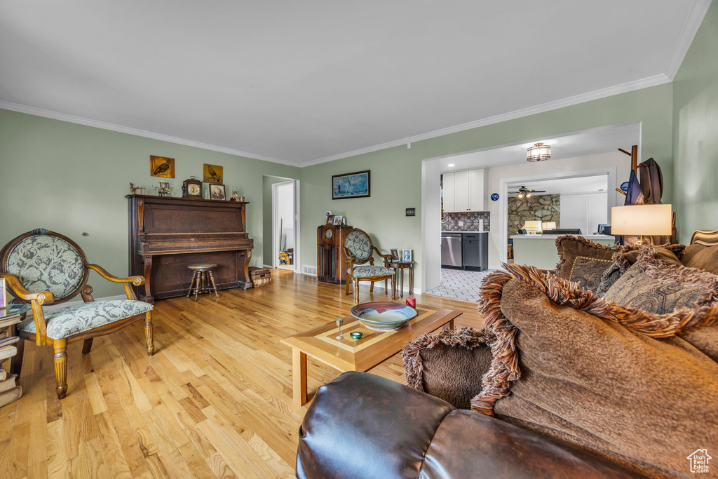 6653 S 2200 W West Jordan, UT 84084