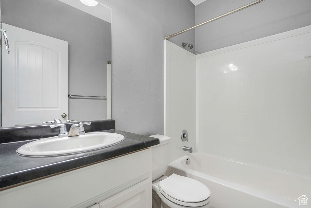 Photo 12 for MLS #2109460 at 1987 N Crest Rd #12