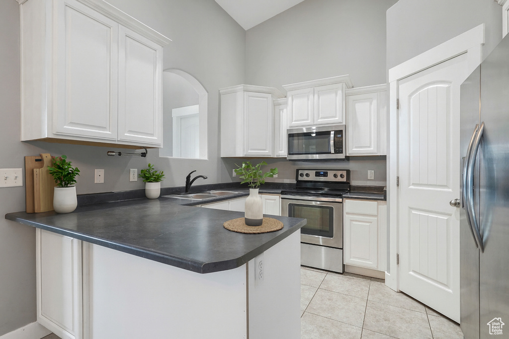 Photo 3 for MLS #2109460 at 1987 N Crest Rd #12