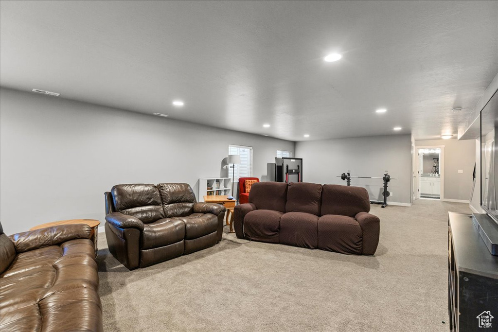 Photo 19 for MLS #2109472 at 885 W Montauk Ln