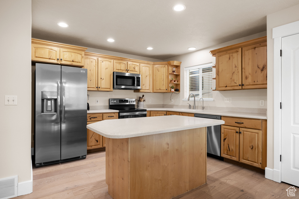 Photo 6 for MLS #2109484 at 417 W Williams Cv
