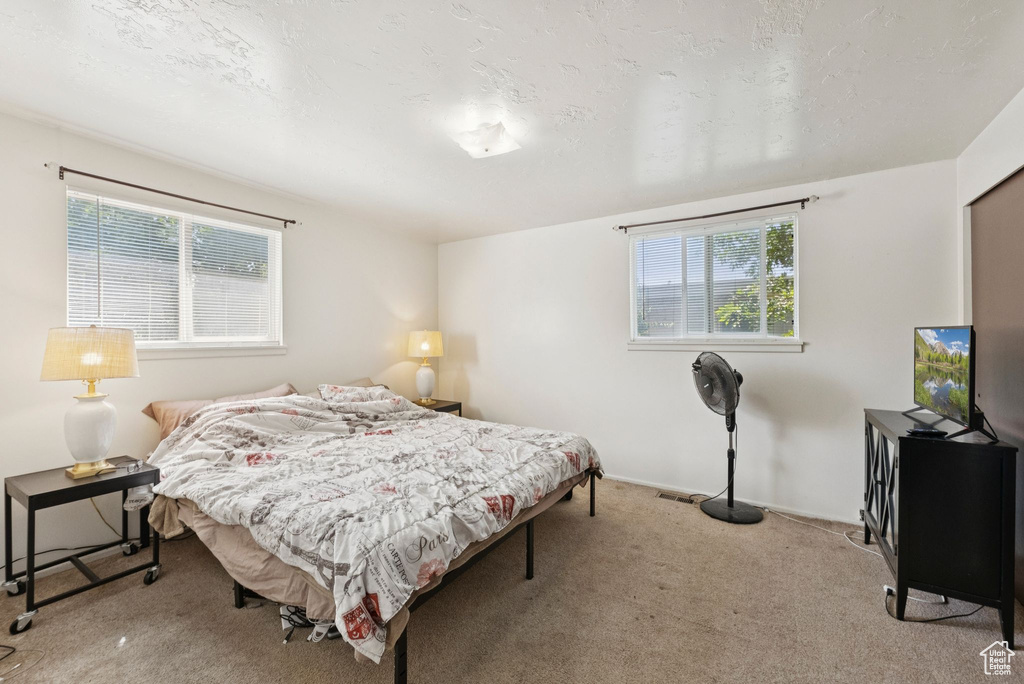 153 W 250 N Clearfield, UT 84015