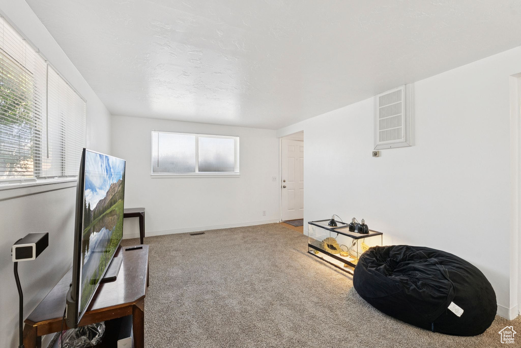 153 W 250 N Clearfield, UT 84015