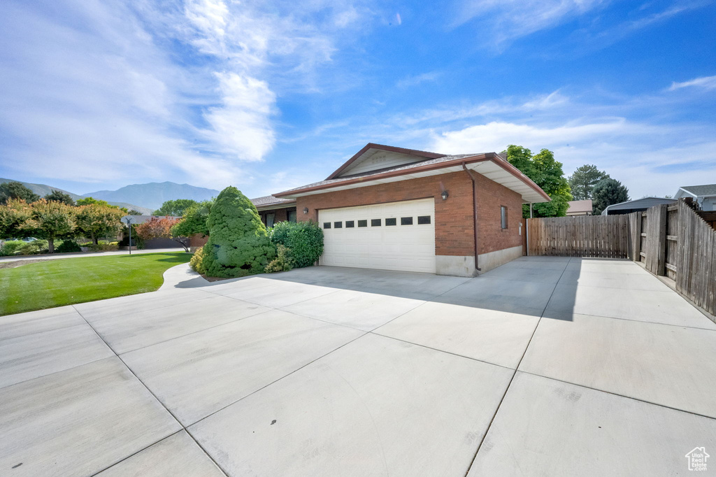 Photo 3 for MLS #2109495 at 276 E 200 North