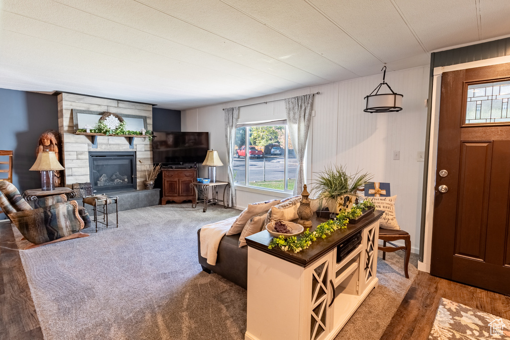 Photo 5 for MLS #2109498 at 6891 S Columbia Dr