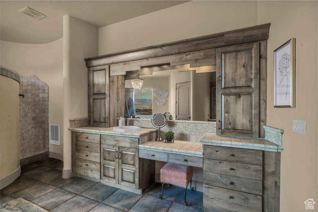 Photo 22 for MLS #2109503 at 2466 W Cohonina Trl