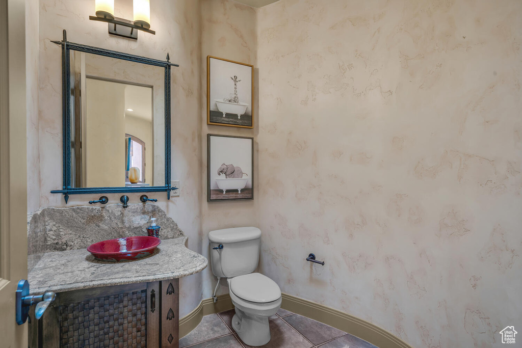 Photo 16 for MLS #2109503 at 2466 W Cohonina Trl