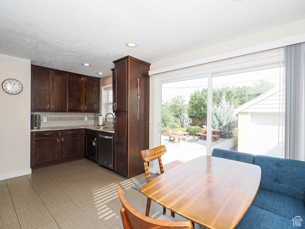 Photo 12 for MLS #2109504 at 2261 E Redondo Ave