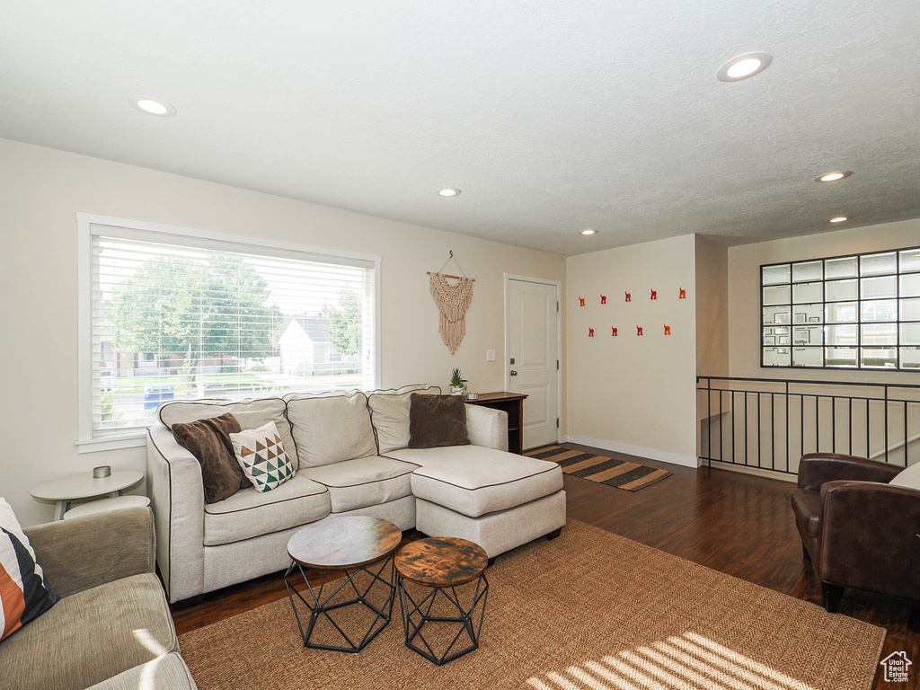 Photo 5 for MLS #2109504 at 2261 E Redondo Ave