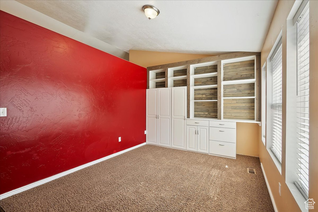 Photo 7 for MLS #2109511 at 1692 S Willow Creek Cir