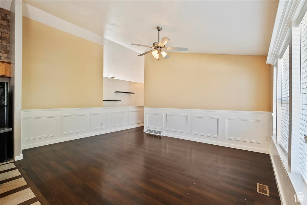 Photo 8 for MLS #2109511 at 1692 S Willow Creek Cir