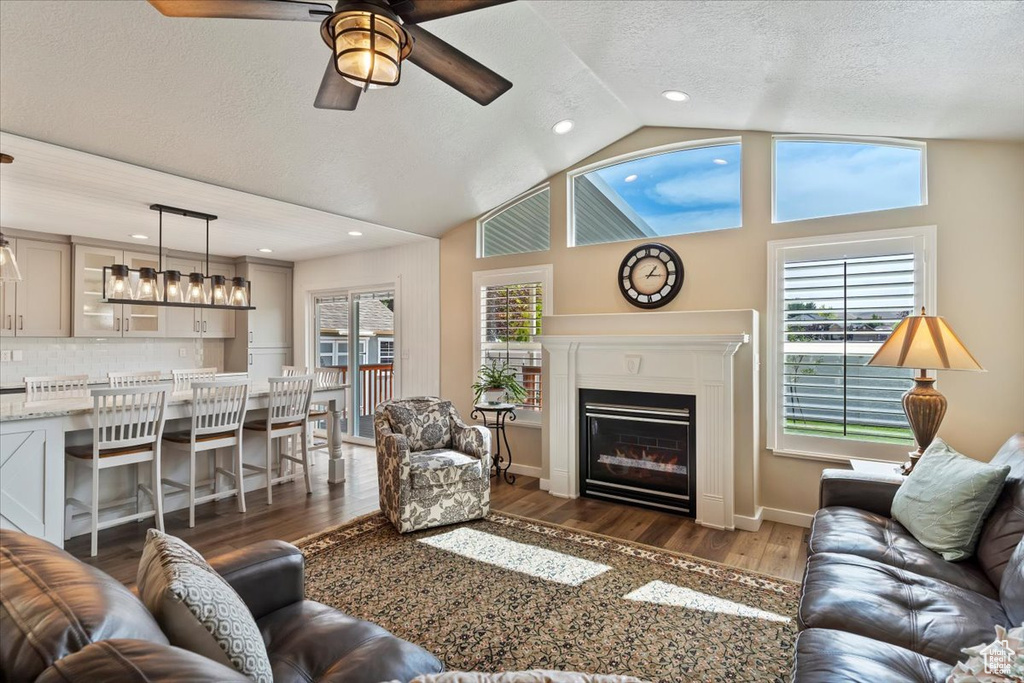 Photo 3 for MLS #2109514 at 209 W 200 South