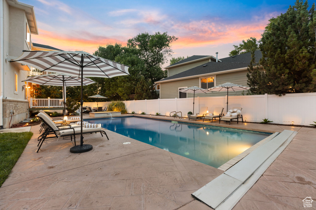 Photo 35 for MLS #2109516 at 557 E Warm Springs Dr