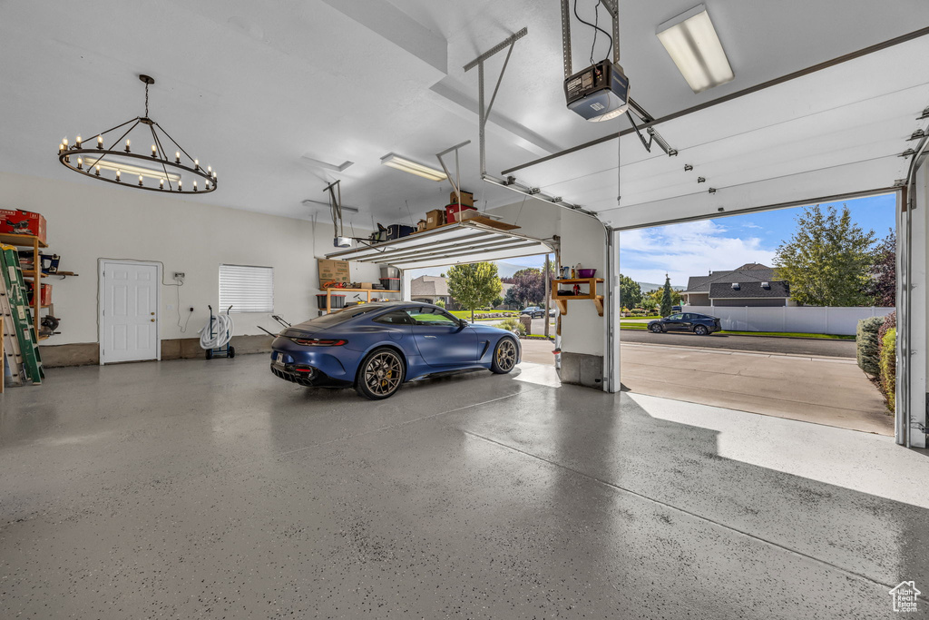 Photo 33 for MLS #2109516 at 557 E Warm Springs Dr