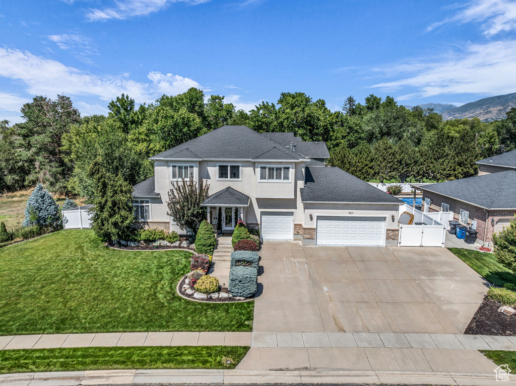 Photo 3 for MLS #2109516 at 557 E Warm Springs Dr