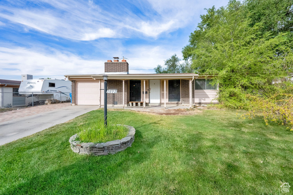 Photo 2 for MLS #2109519 at 10321 S Carnation Dr