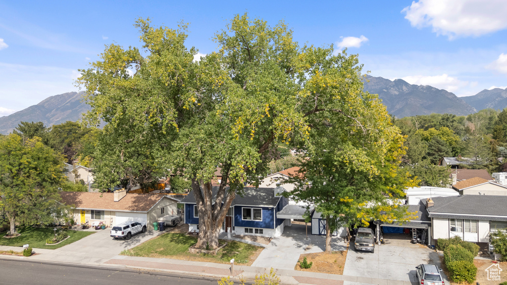 8731 S GLADIATOR WAY Sandy, UT 84094