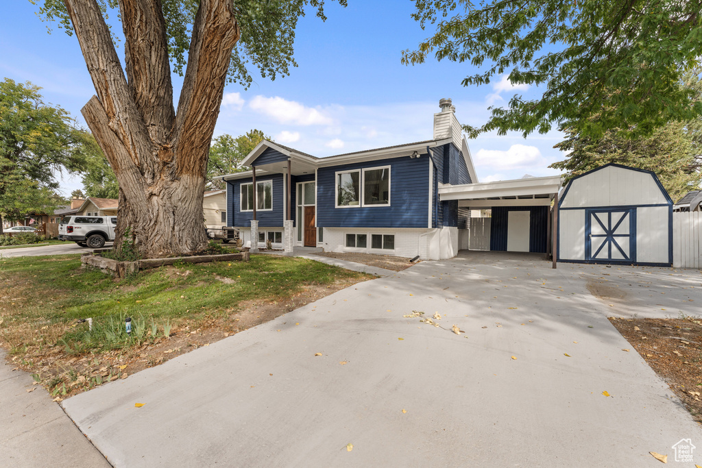 8731 S GLADIATOR WAY Sandy, UT 84094