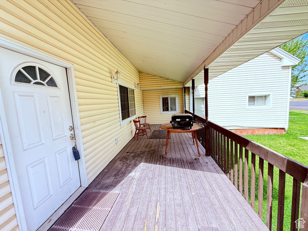 Photo 4 for MLS #2109523 at 389 W 500 South