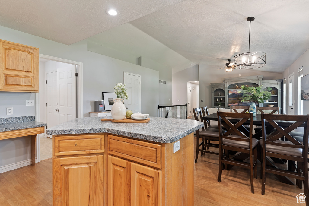 454 S JAY ST Kaysville, UT 84037