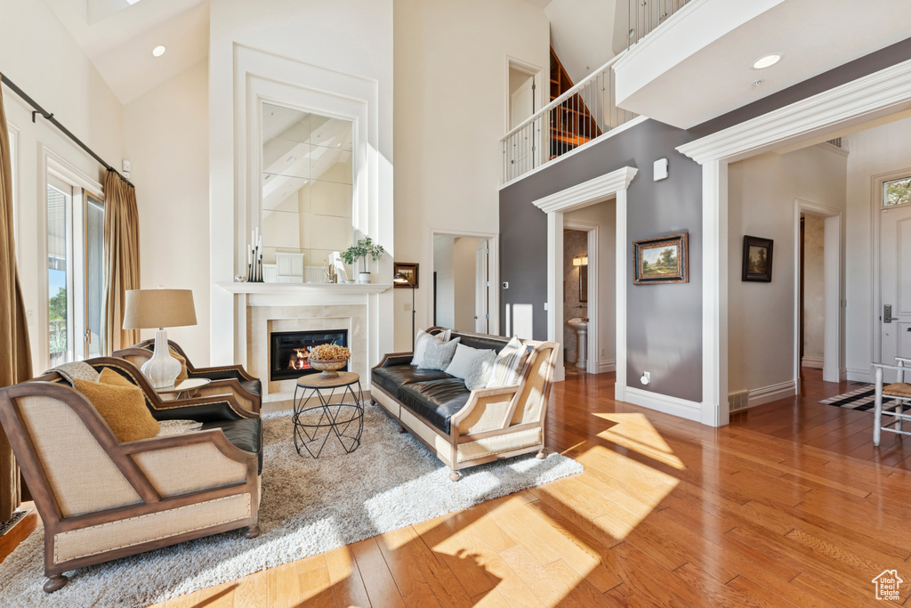 Photo 11 for MLS #2109528 at 281 N Almond St