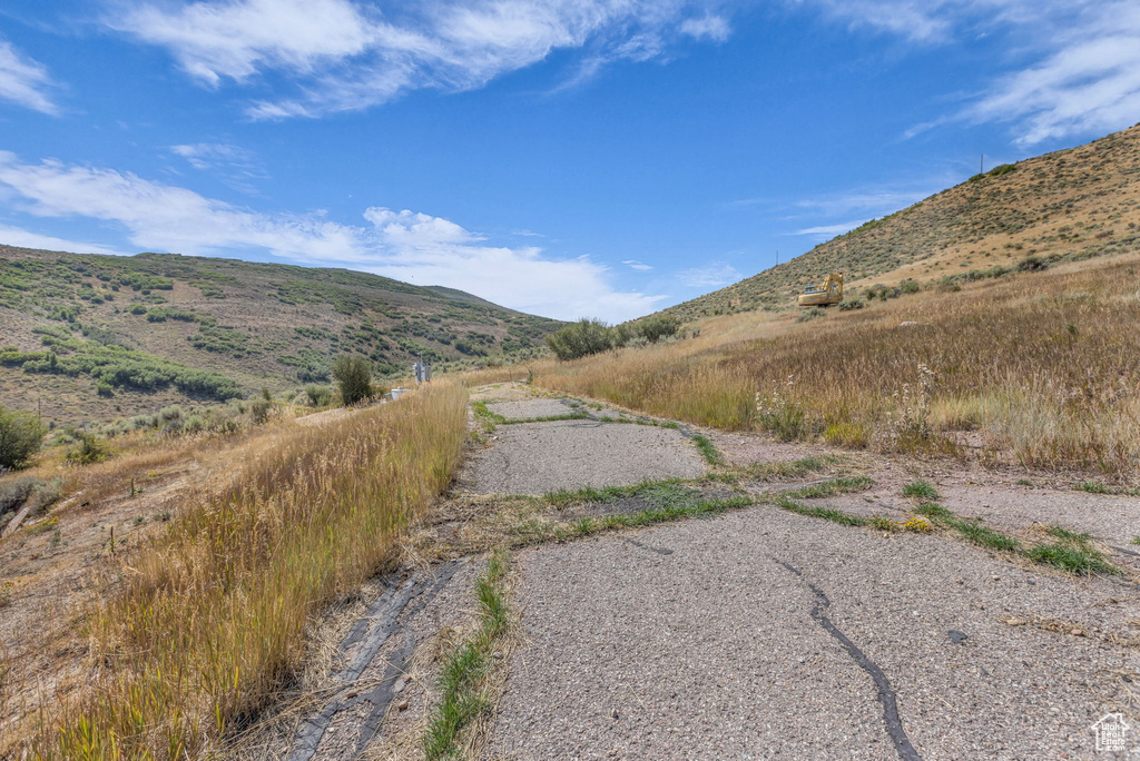 6325 N ELK RIDGE RD Peoa, UT 84061