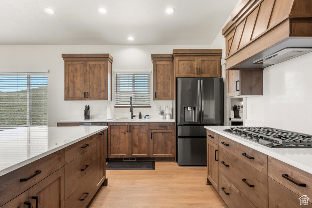Photo 6 for MLS #2109546 at 3326 S Bay Cir