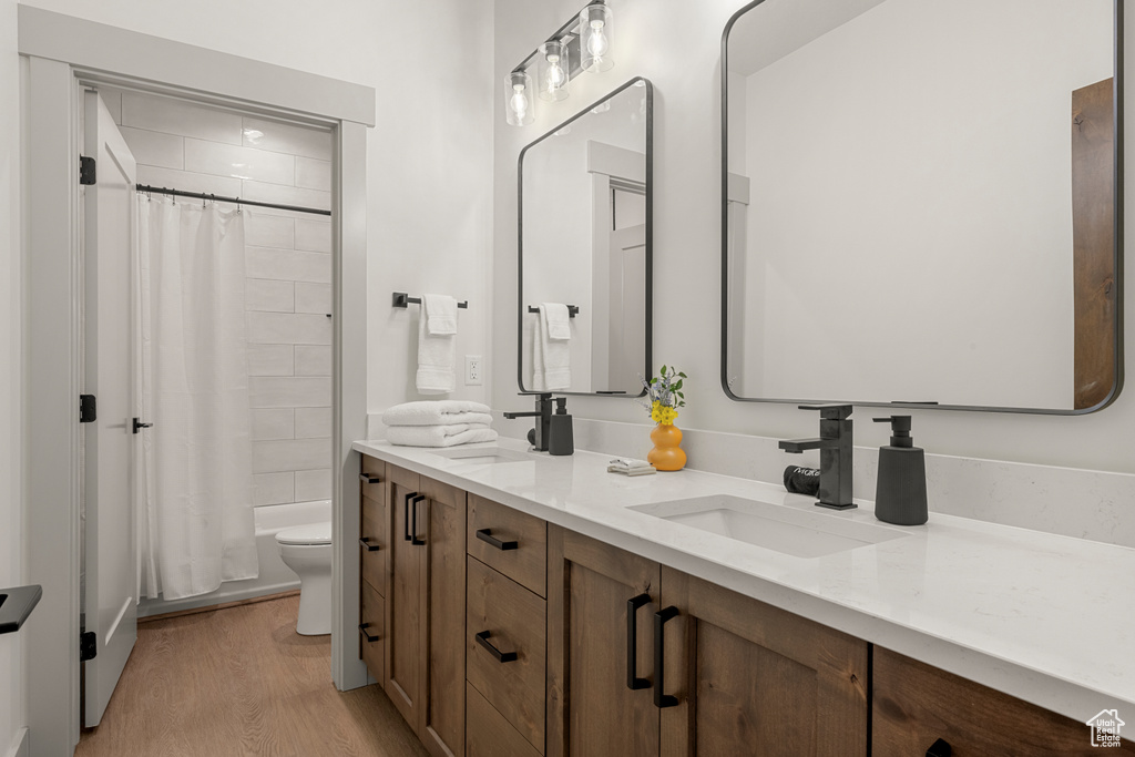 Photo 39 for MLS #2109546 at 3326 S Bay Cir