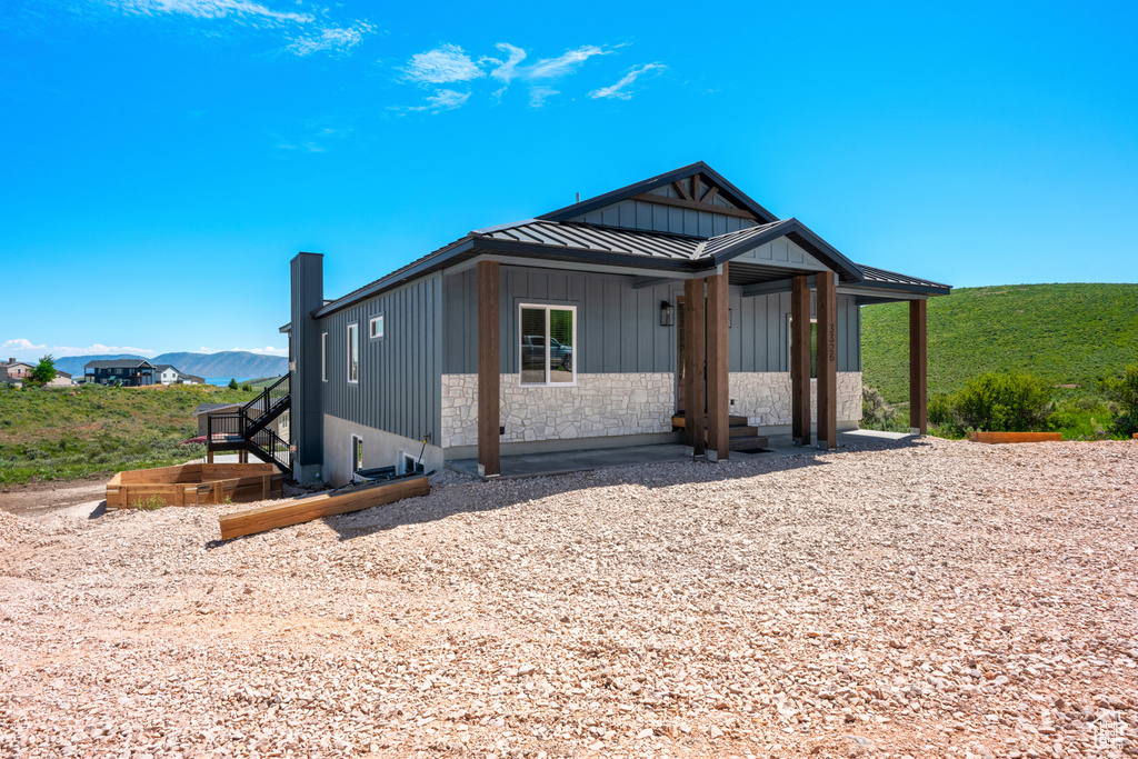 Photo 4 for MLS #2109546 at 3326 S Bay Cir