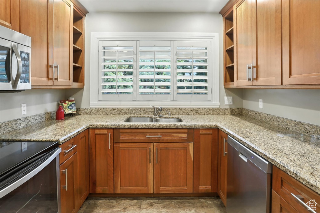 Photo 9 for MLS #2109551 at 1374 E Franklin St
