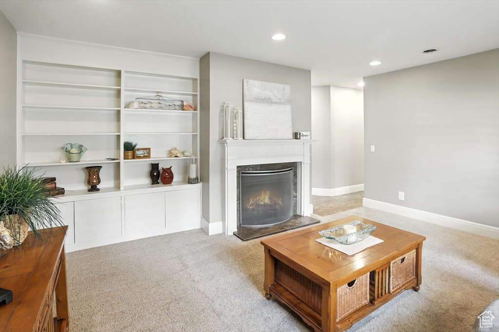 Photo 3 for MLS #2109551 at 1374 E Franklin St