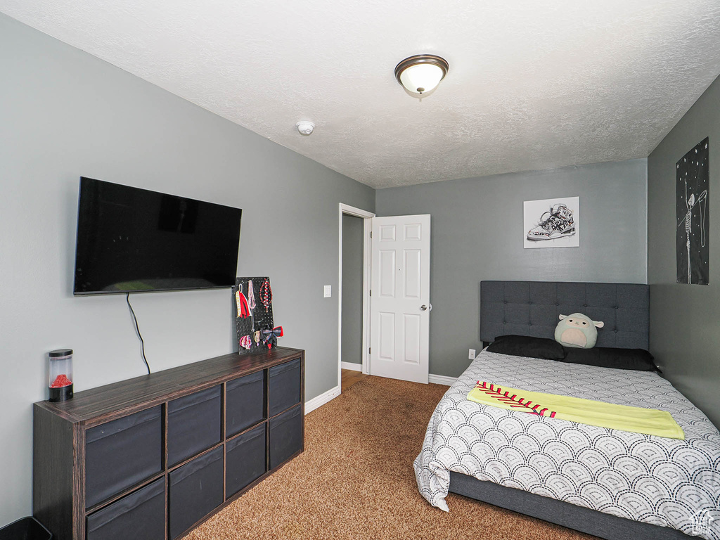 4392 S 3680 W West Valley City, UT 84120