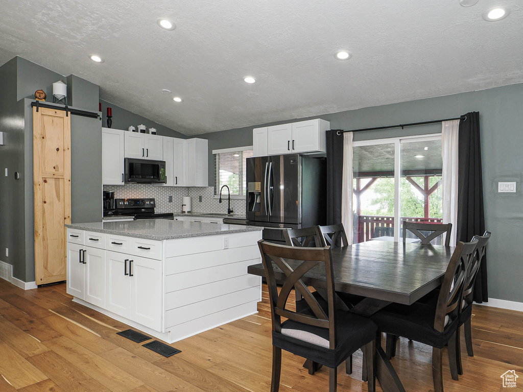 4392 S 3680 W West Valley City, UT 84120