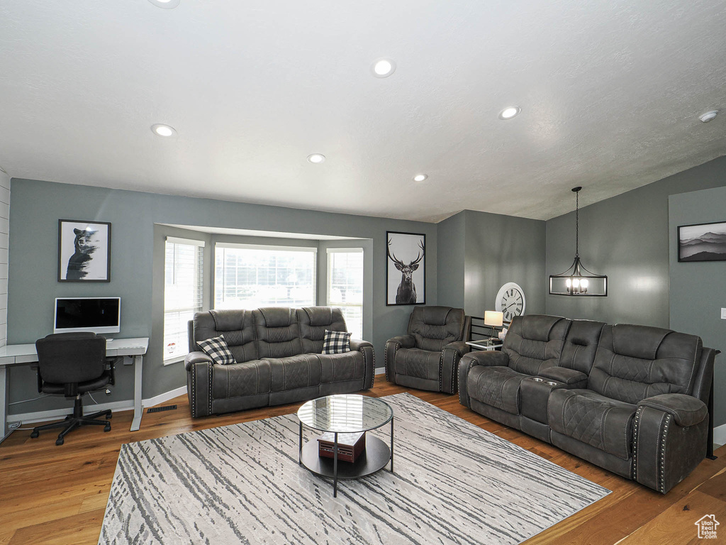 4392 S 3680 W West Valley City, UT 84120