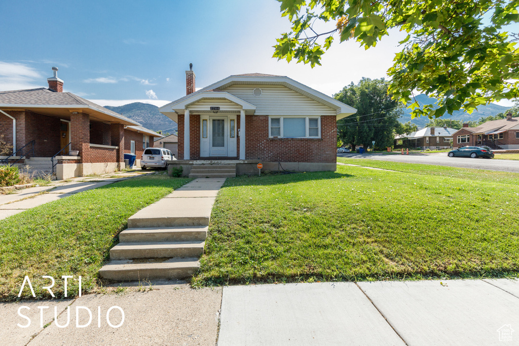 Photo 2 for MLS #2109572 at 2784 Van Buren Ave